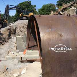 CULVERT LINER WITH NATURAL BOTTOM